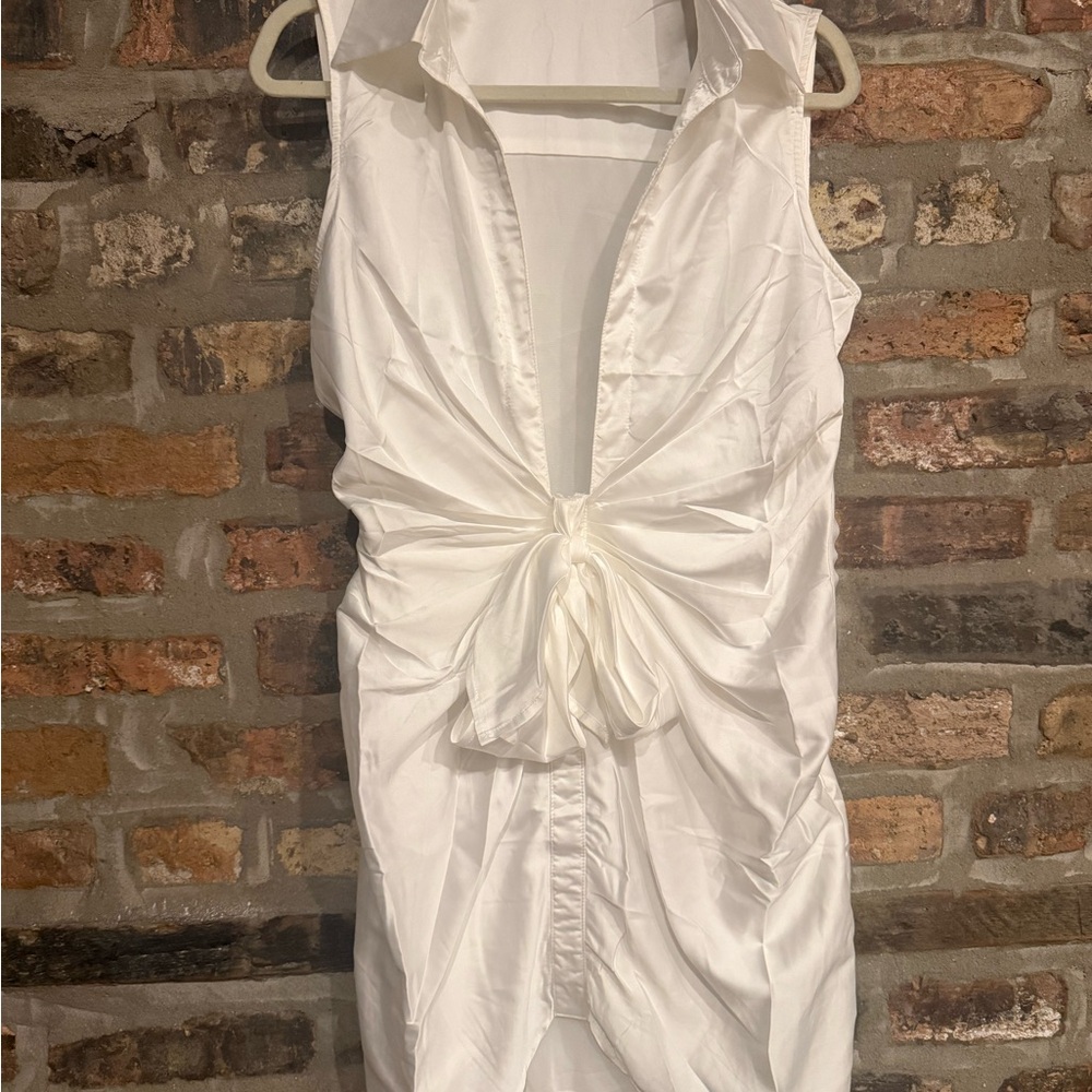 AKIRA White Ruched Sleeveless Dress